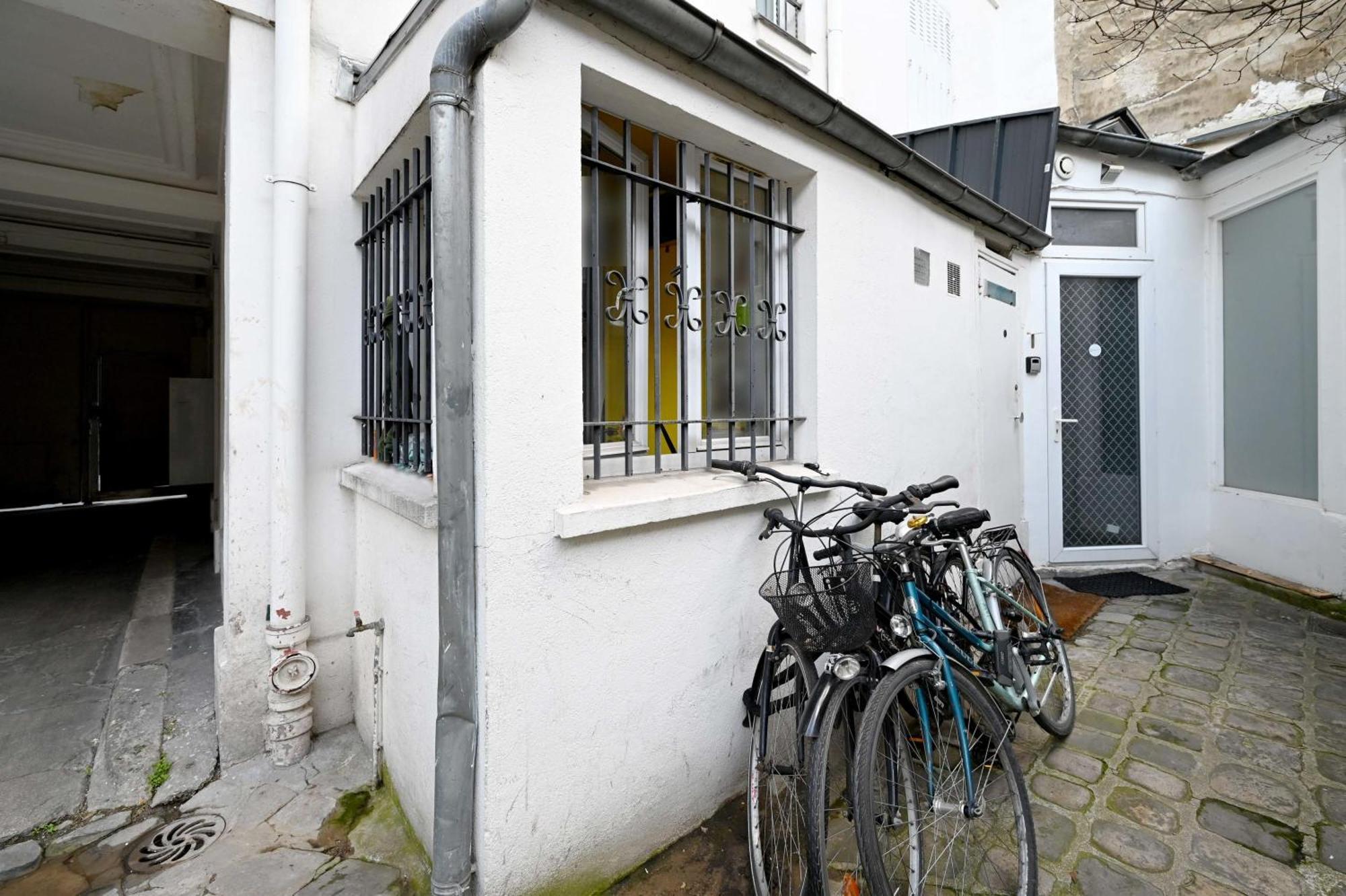 Appartement 2 Bed Modern Fully Furnish Flat,Close To Buttes Chaumon Park à Paris Extérieur photo