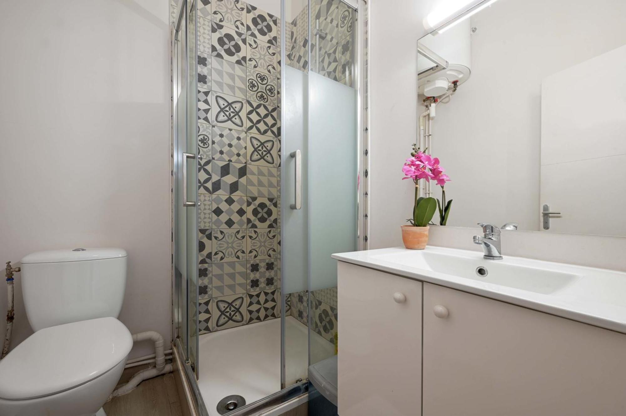 Appartement 2 Bed Modern Fully Furnish Flat,Close To Buttes Chaumon Park à Paris Extérieur photo